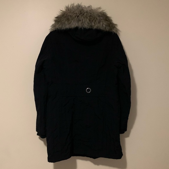 Esprit Luxury Outerwear Collection - Picture 3 of 15